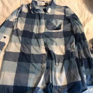 Rue 21 Long sleeve button up plaid shirt